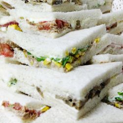 Tramezzini fatti in casa per cerimonie speciali